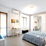 Amosina - Quiet Home, Free Parking * لا ماداّلينا