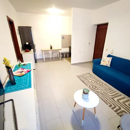 Amosina * La Maddalena (Sassari)